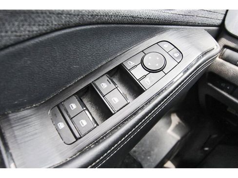 Used 2023 Nissan Rogue SV FWD image 15