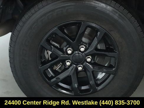 Used 2021 Jeep Wrangler Sport AWD/4WD image 12