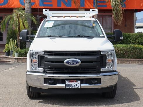 Used 2018 Ford F350 XL w/ Power Equipment Group image 3