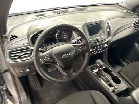 Used 2024 Chevrolet Equinox RS image 13