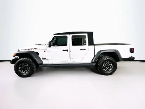 Used 2023 Jeep Gladiator Mojave w/ Dual Top Group AWD/4WD image 3