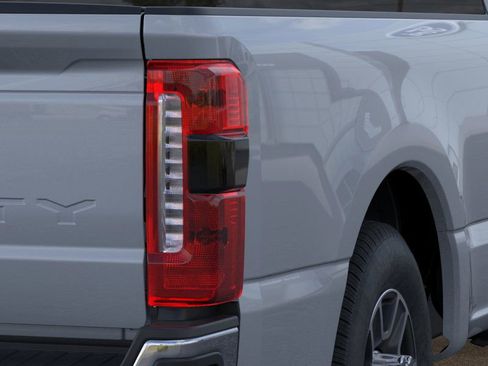 New 2026 Ford F350 Lariat image 21