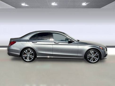 Used 2015 Mercedes-Benz C 300 4MATIC Sedan image 8