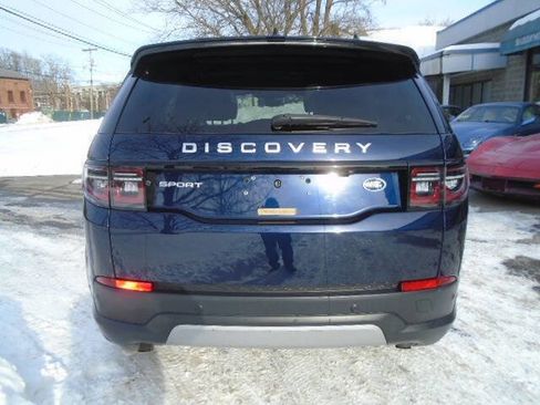 Used 2023 Land Rover Discovery Sport SE image 5