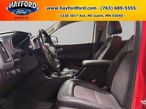 Used 2015 Chevrolet Colorado Z71 image 12