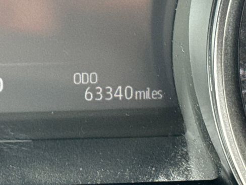 Used 2023 Toyota Camry SE image 16