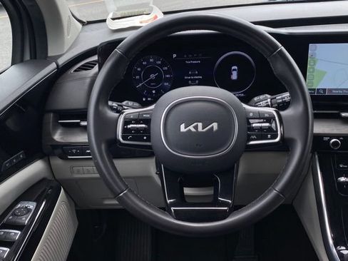 Used 2023 Kia Carnival SX FWD image 29