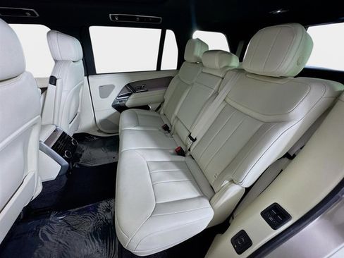 Used 2023 Land Rover Range Rover Long Wheelbase SE image 24