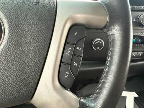Used 2011 Chevrolet Silverado 1500 LT w/ All-Star Edition AWD/4WD image 23