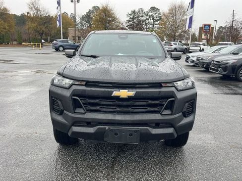 Used 2023 Chevrolet Colorado W/T image 14