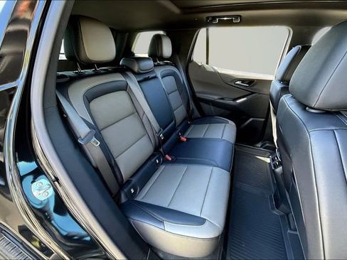 New 2026 Chevrolet Equinox LT image 9