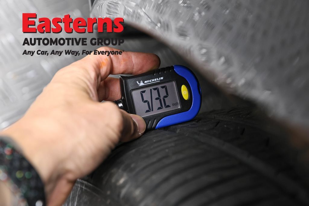 Used 2025 Dodge Durango R/T AWD/4WD image 31