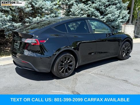 Used 2023 Tesla Model Y Long Range AWD/4WD image 10