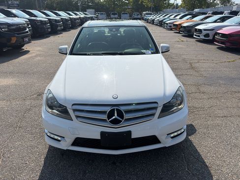 Used 2013 Mercedes-Benz C 250 Sedan image 2