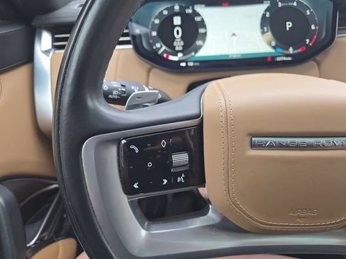Used 2023 Land Rover Range Rover Long Wheelbase SE image 18