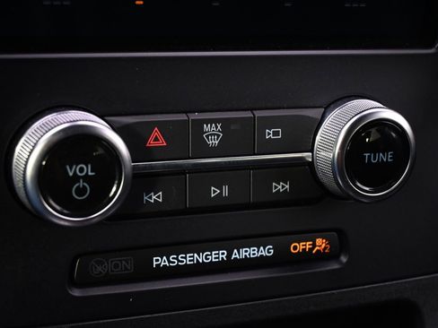 Used 2024 Ford Edge ST image 32