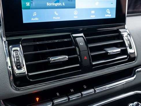 Used 2021 Lincoln Navigator Reserve w/ Luxury Package image 31