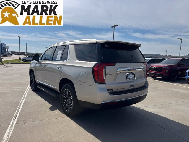 Used 2021 GMC Yukon SLT w/ SLT Premium Package RWD image 4