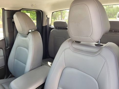 Used 2015 Chevrolet Colorado W/T RWD image 20