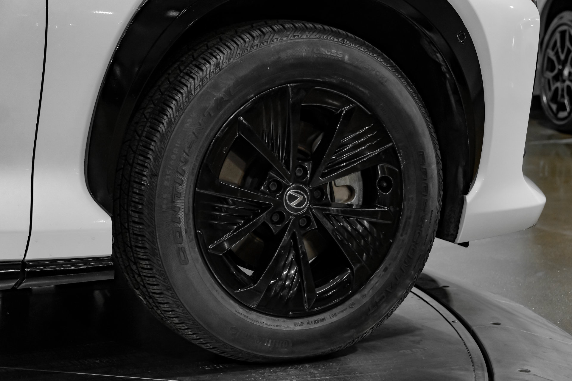 Used 2023 Lexus RZ 450e Premium w/ Technology Package AWD/4WD image 60