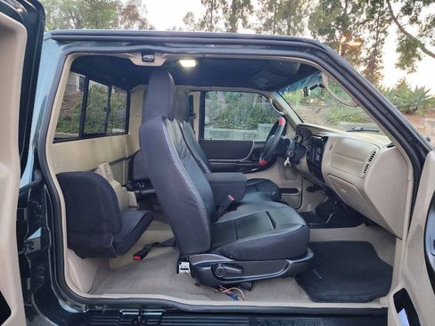 Used 2005 Ford Ranger FX4 AWD/4WD image 25