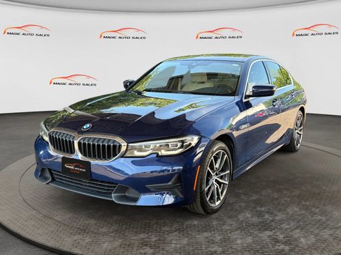 Used 2019 BMW 330i xDrive Sedan w/ Driving Assistance Package AWD/4WD image 1