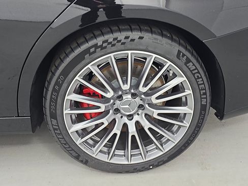 New 2026 Mercedes-Benz E 53 AMG e 4MATIC Sedan image 33