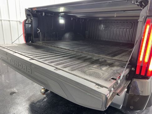 Used 2024 Toyota Tundra Limited w/ Power Package AWD/4WD image 39