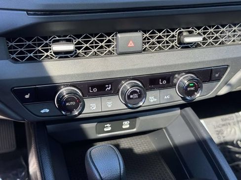 Certified 2023 Honda Accord EX image 28