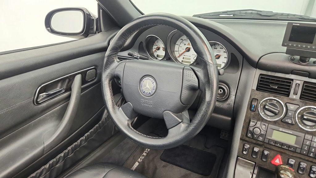 Used 2002 Mercedes-Benz SLK 32 AMG image 35