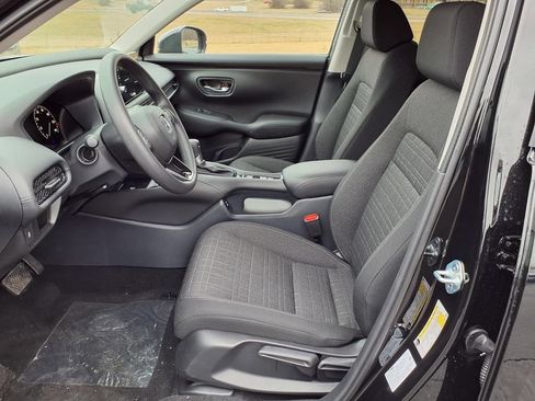 New 2026 Honda HR-V LX image 13