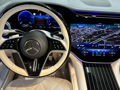 New 2025 Mercedes-Benz Maybach EQS 680 4MATIC image 27