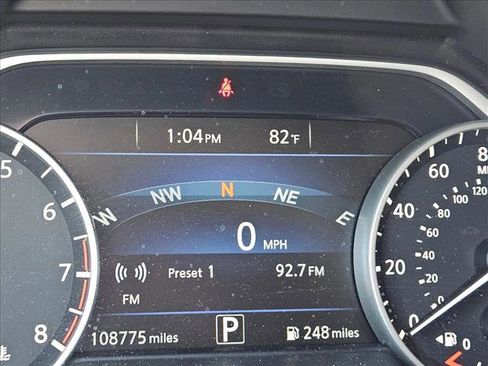 Used 2017 Nissan Murano SV image 9