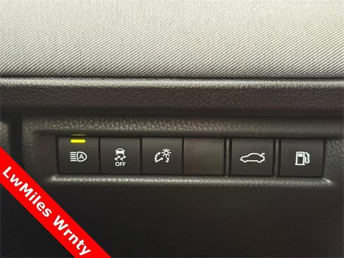 Used 2025 Toyota Camry LE image 29