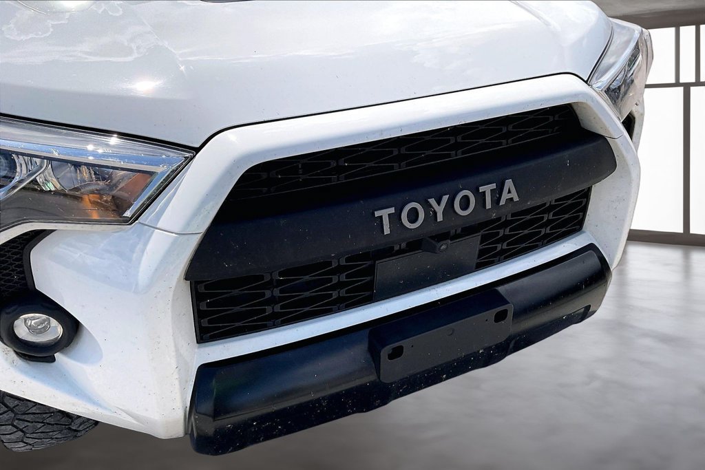 Used 2023 Toyota 4Runner TRD Pro AWD/4WD image 31