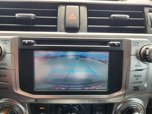 Used 2017 Toyota 4Runner SR5 Premium RWD image 17