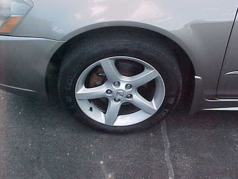 Used 2005 Nissan Altima 3.5 SE w/ (V01) Leather Pkg image 6