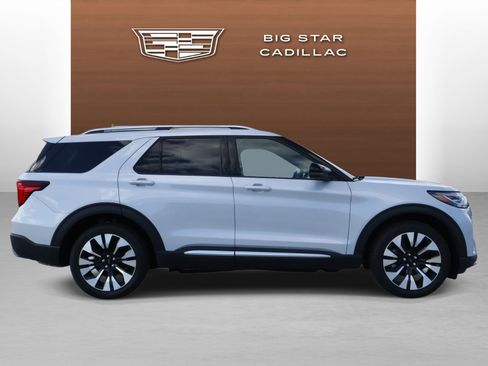 Used 2025 Ford Explorer Platinum w/ LUX Leather Package AWD/4WD image 6