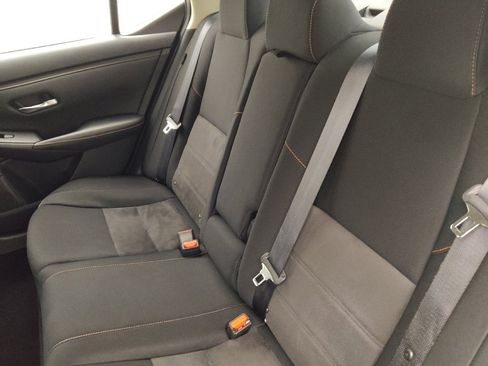 Used 2021 Nissan Sentra SR FWD image 18