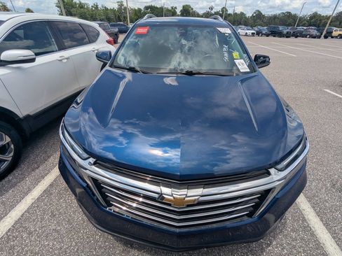 Used 2022 Chevrolet Equinox Premier FWD image 2