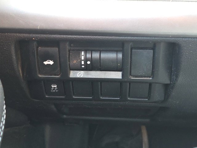 Used 2016 Subaru Legacy 2.5i AWD/4WD image 18