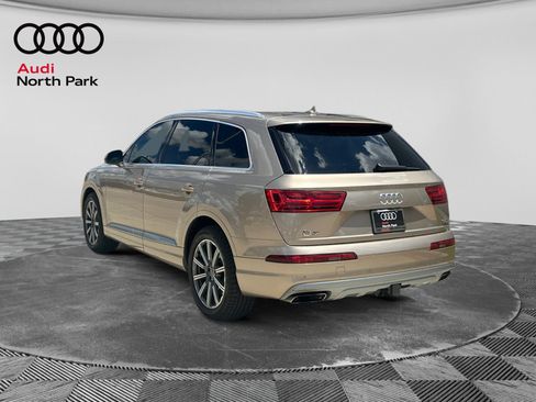 Used 2018 Audi Q7 3.0T Prestige w/ Prestige Package AWD/4WD image 3