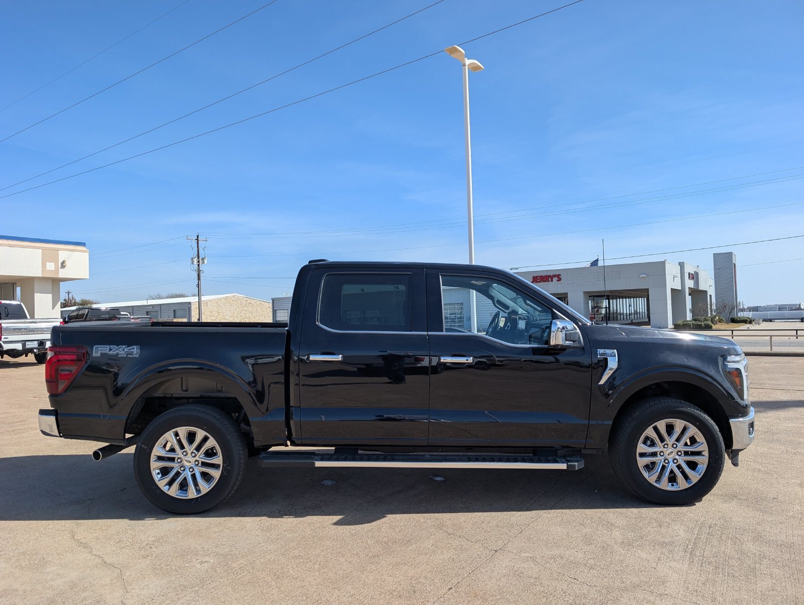 Used 2025 Ford F150 Lariat w/ Equipment Group 502A High AWD/4WD image 2