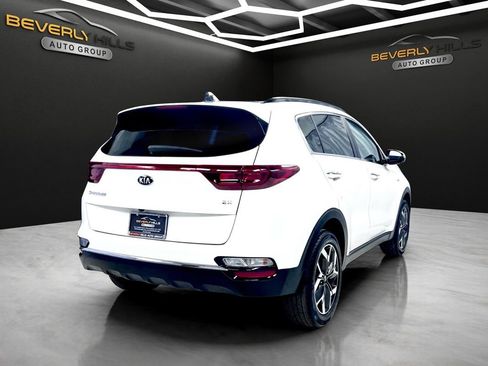 Used 2022 Kia Sportage EX AWD/4WD image 5