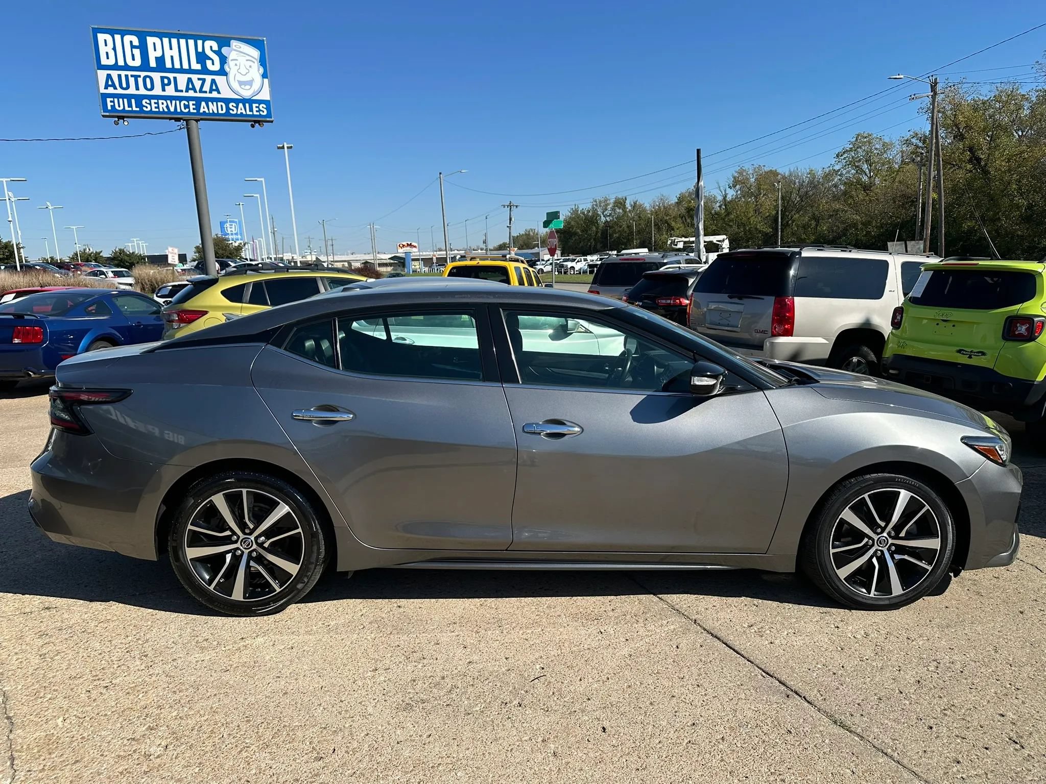 Used 2021 Nissan Maxima 3.5 SV w/ Floor Mat Group FWD image 8