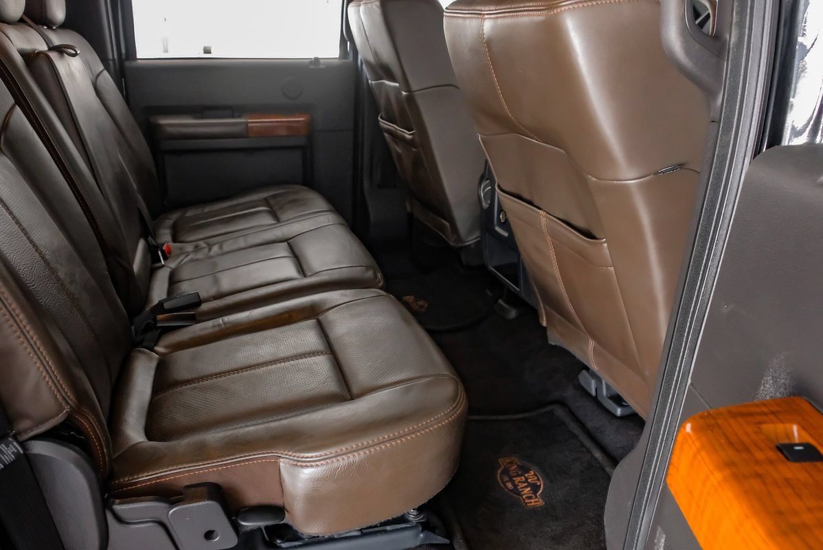 Used 2016 Ford F250 King Ranch w/ FX4 Off-Road Package AWD/4WD image 34