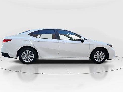 Certified 2025 Toyota Camry LE image 4