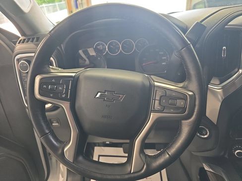 Used 2021 Chevrolet Silverado 1500 LT Trail Boss w/ LPO, Dark Essentials Package AWD/4WD image 14