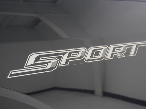 Used 2017 Ford F150 XL w/ Equipment Group 101A Mid RWD image 8