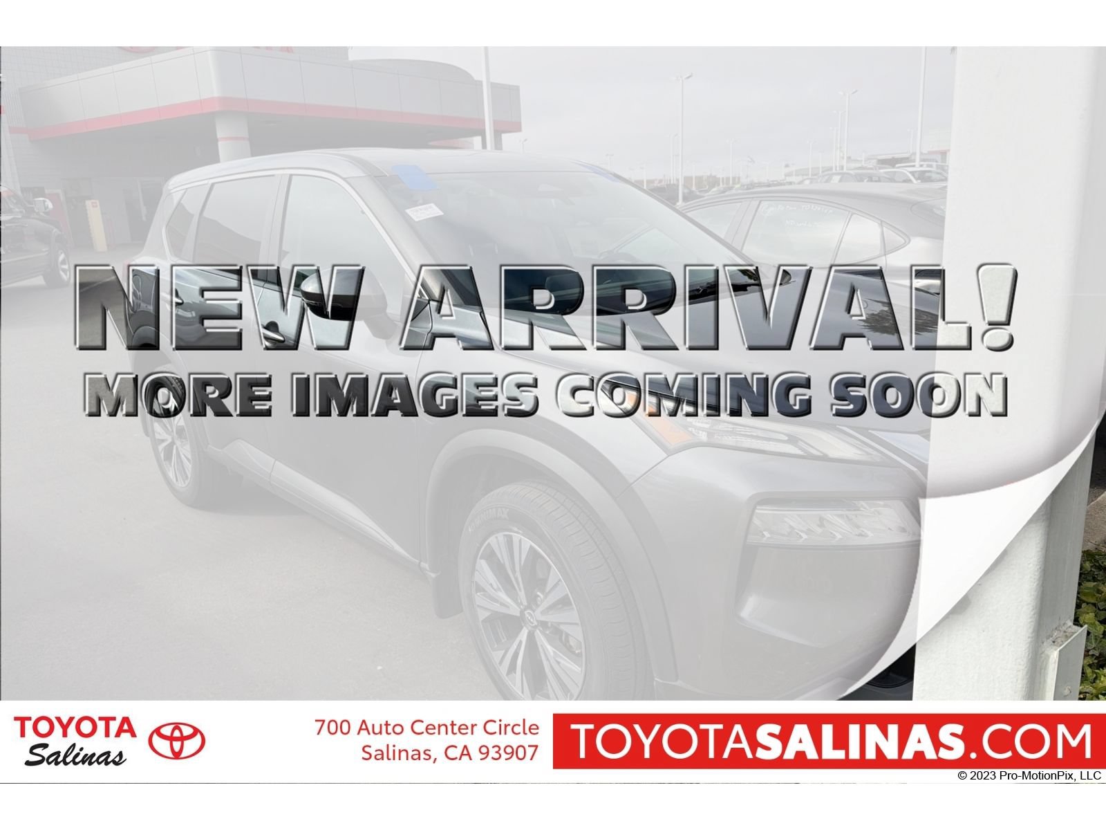 Used 2022 Nissan Rogue SV FWD image 1